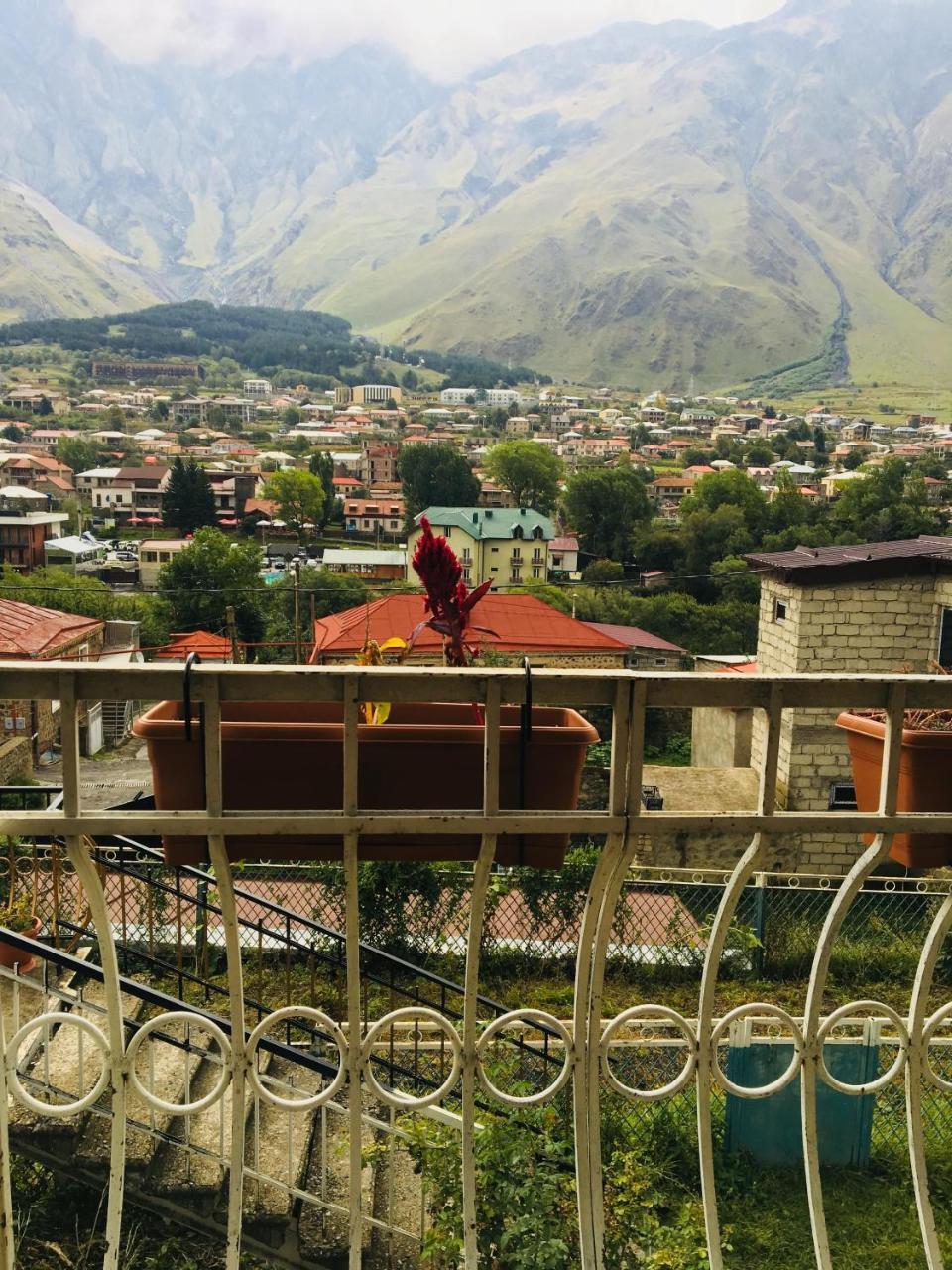 Maia'S Guest House Gergeti Kazbegi Dış mekan fotoğraf