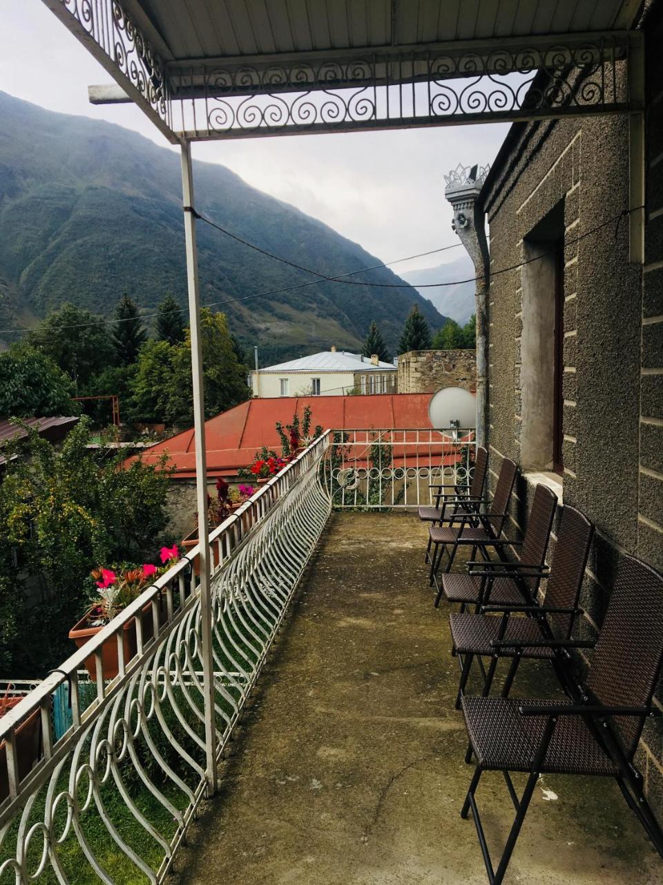 Maia'S Guest House Gergeti Kazbegi Dış mekan fotoğraf