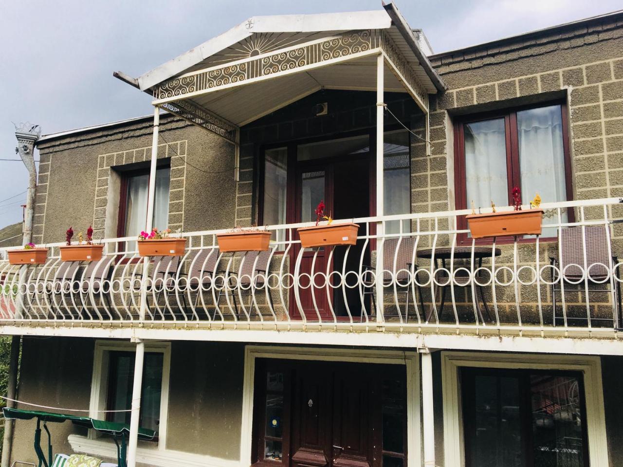 Maia'S Guest House Gergeti Kazbegi Dış mekan fotoğraf
